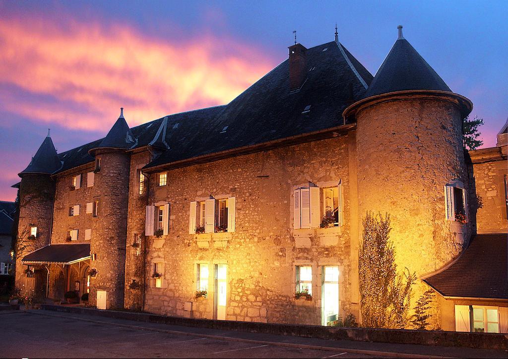 Chateau Des Comtes De Challes Exterior foto